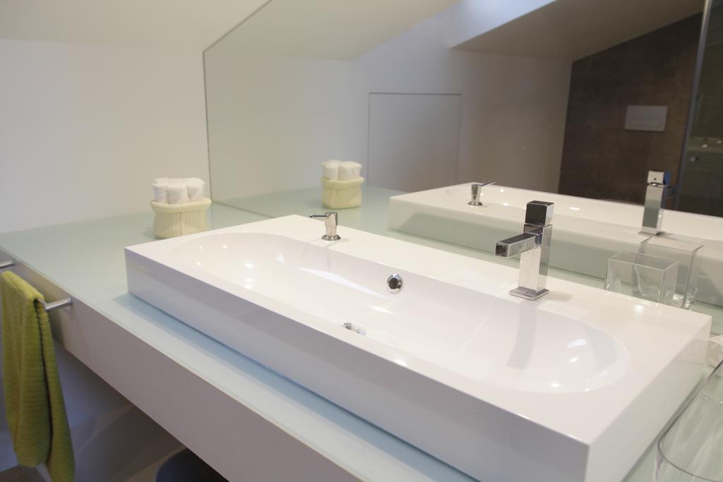 Design Duplex Apartment Ba/ Chiado Lisboa Habitación foto